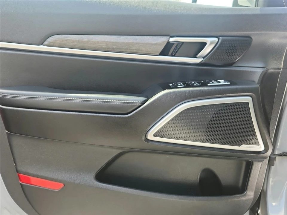 2022 Kia Telluride - Image 19 of 30
