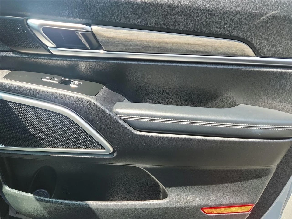 2022 Kia Telluride - Image 24 of 30