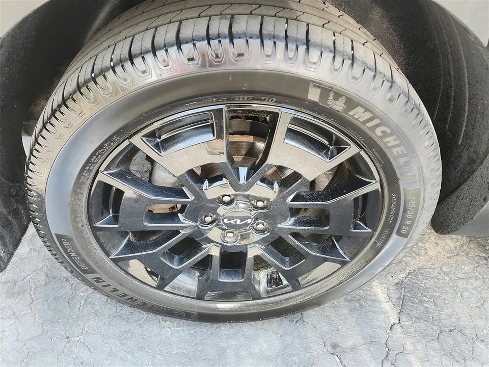 2022 Kia Telluride - Image 27 of 30