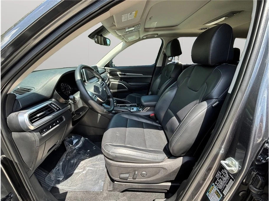 2022 Kia Telluride - Image 2 of 21