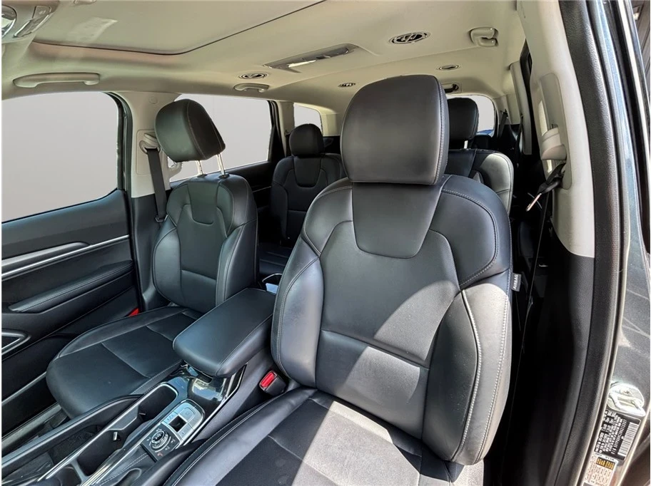 2022 Kia Telluride - Image 19 of 21