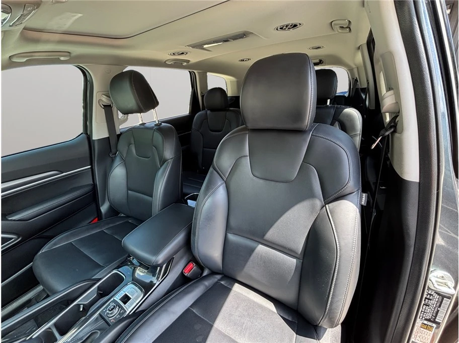 2022 Kia Telluride - Image 19 of 21