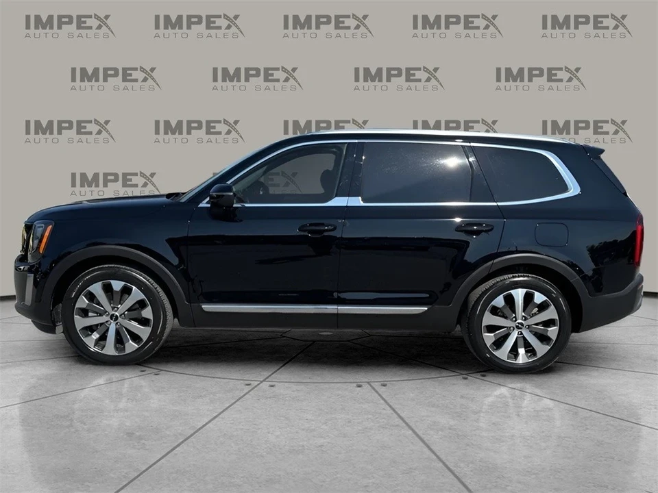 2022 Kia Telluride - Image 2 of 12
