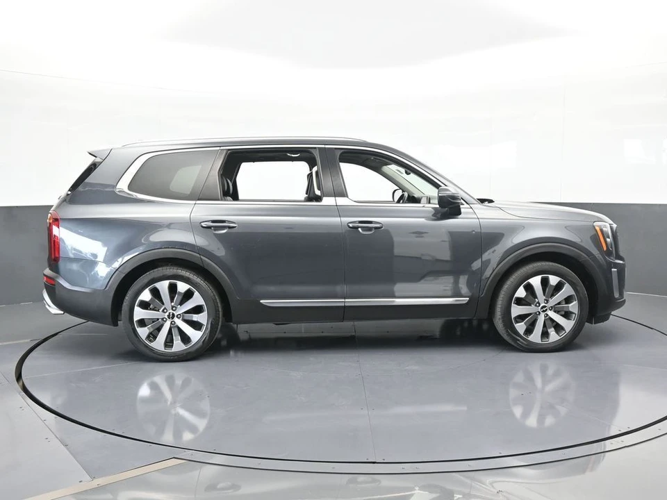 2022 Kia Telluride - Image 7 of 12