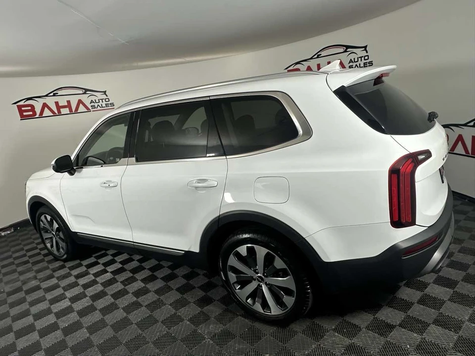 2022 Kia Telluride - Image 5 of 21