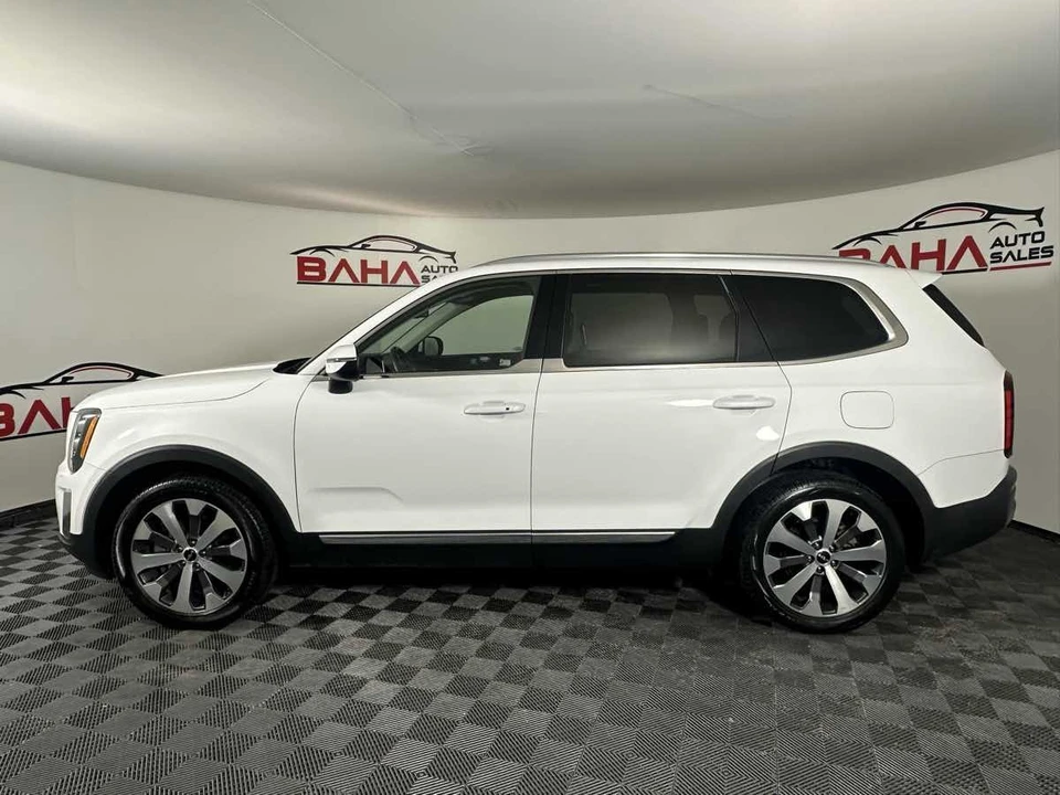 2022 Kia Telluride - Image 4 of 21
