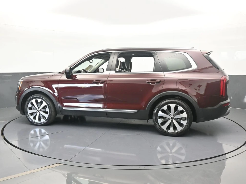 2022 Kia Telluride - Image 3 of 12