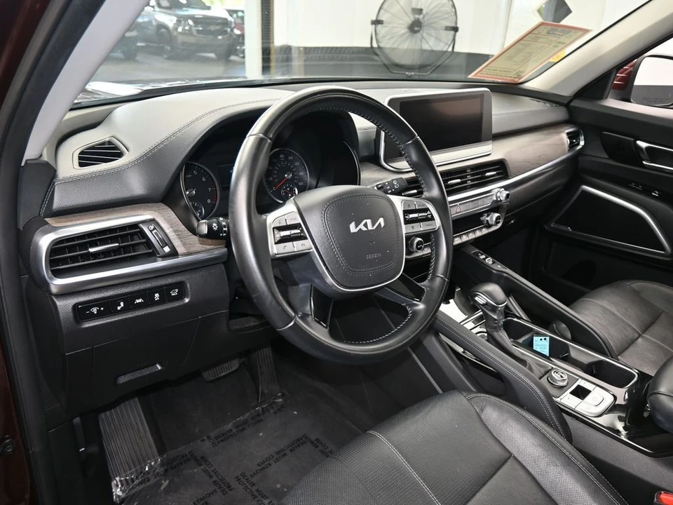 2022 Kia Telluride - Image 10 of 12