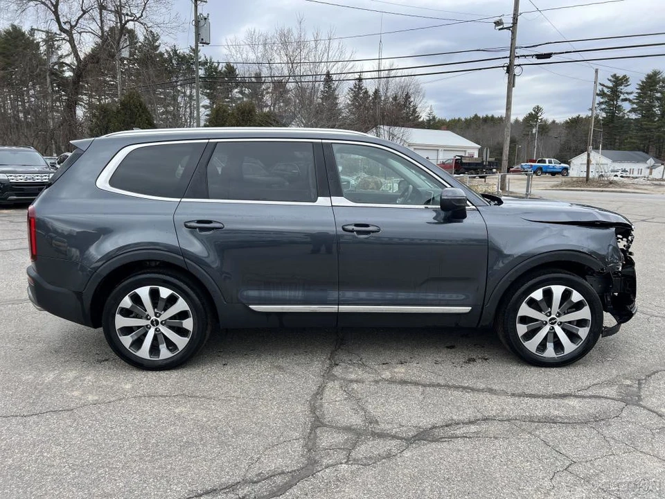 2022 Kia Telluride - Image 2 of 12