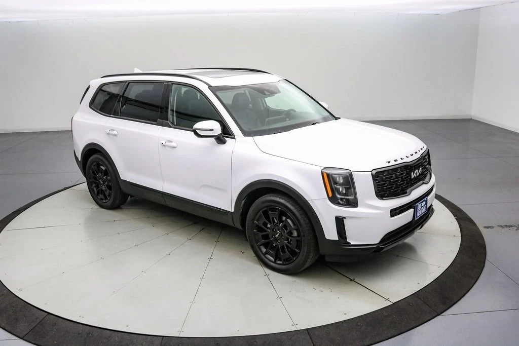 2022 Kia Telluride - Image 2 of 21