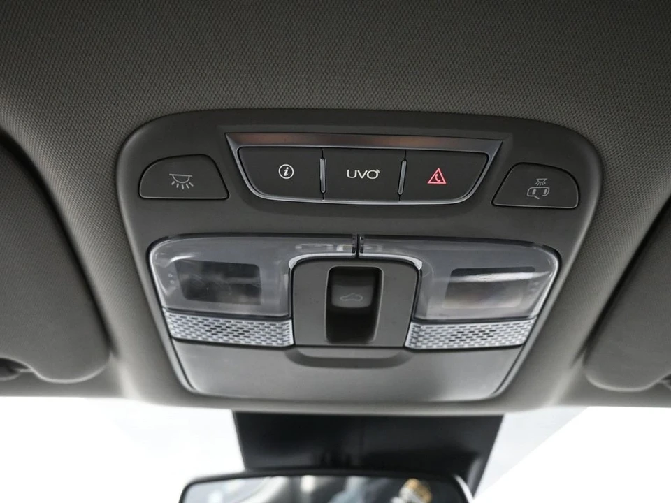 2022 Kia Telluride - Image 17 of 21