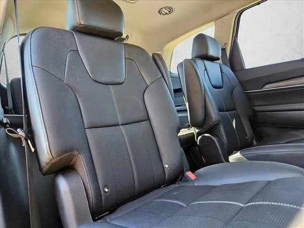 2022 Kia Telluride - Image 17 of 21