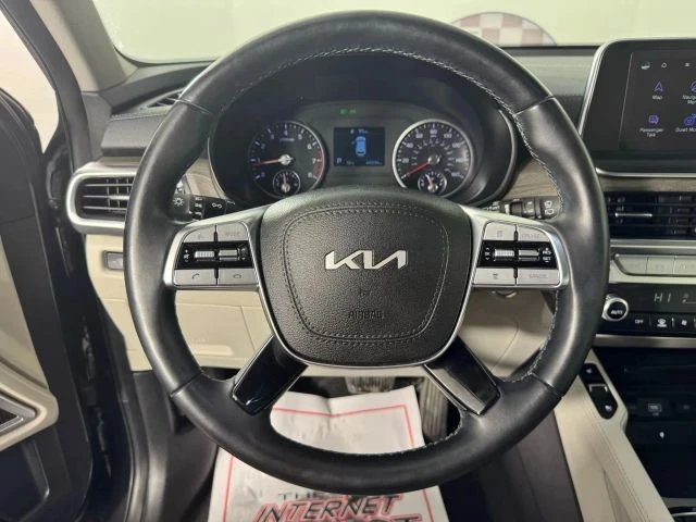 2022 Kia Telluride - Image 13 of 21