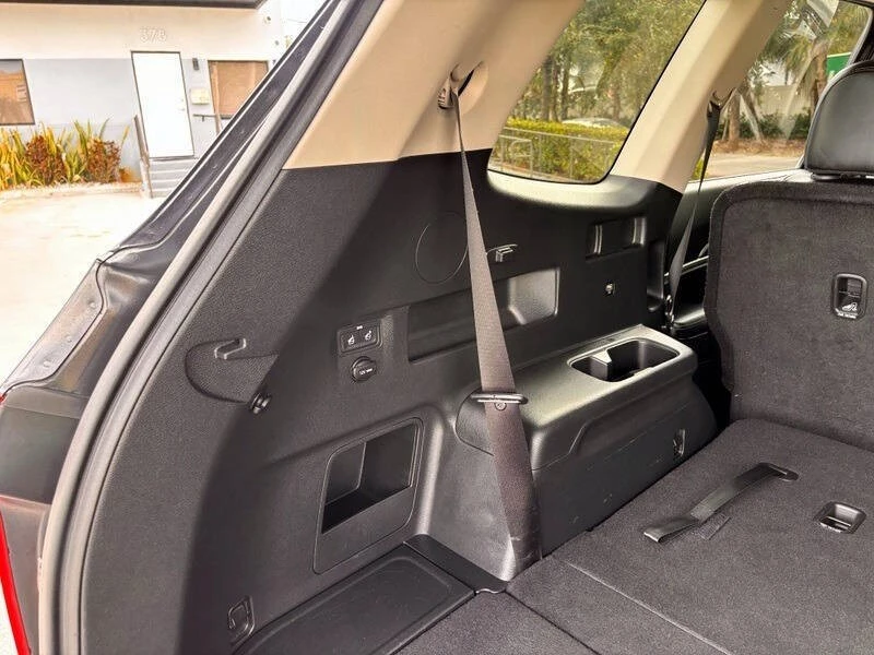 2022 Kia Telluride - Image 17 of 21