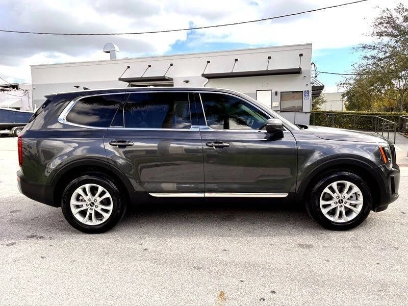 2022 Kia Telluride - Image 7 of 21