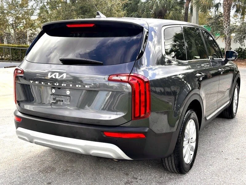 2022 Kia Telluride - Image 8 of 21