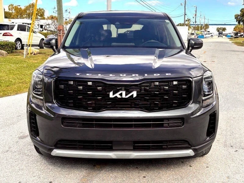 2022 Kia Telluride - Image 4 of 21