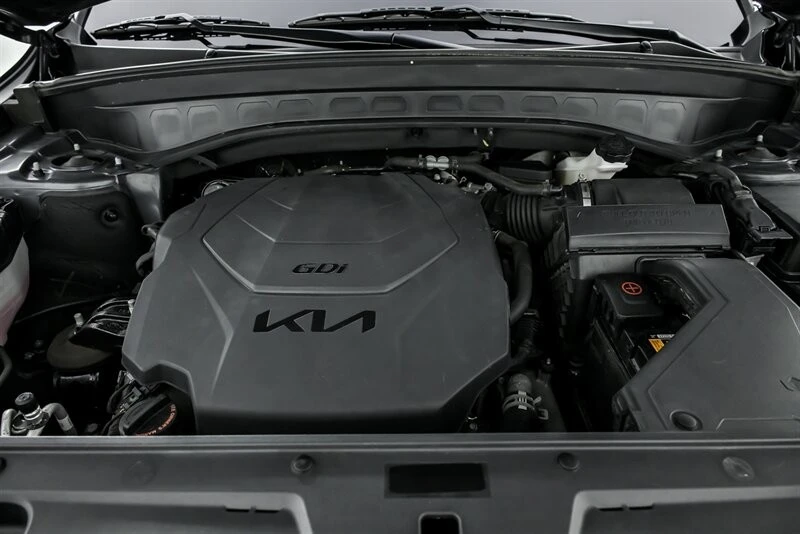 2022 Kia Telluride - Image 17 of 21