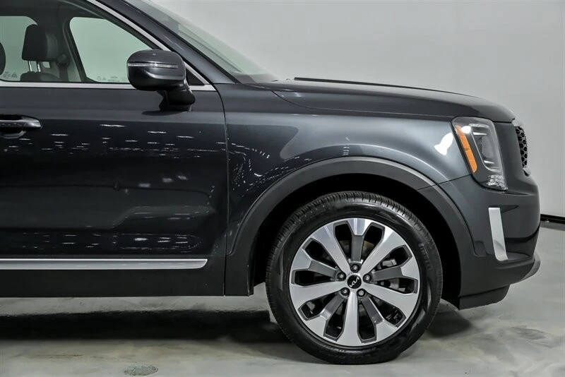 2022 Kia Telluride - Image 15 of 21