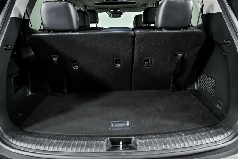 2022 Kia Telluride - Image 16 of 21