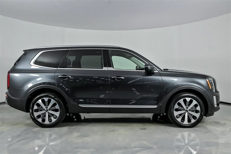 2022 Kia Telluride - Image 14 of 21