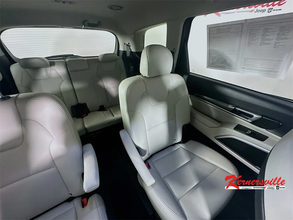 2022 Kia Telluride - Image 14 of 21