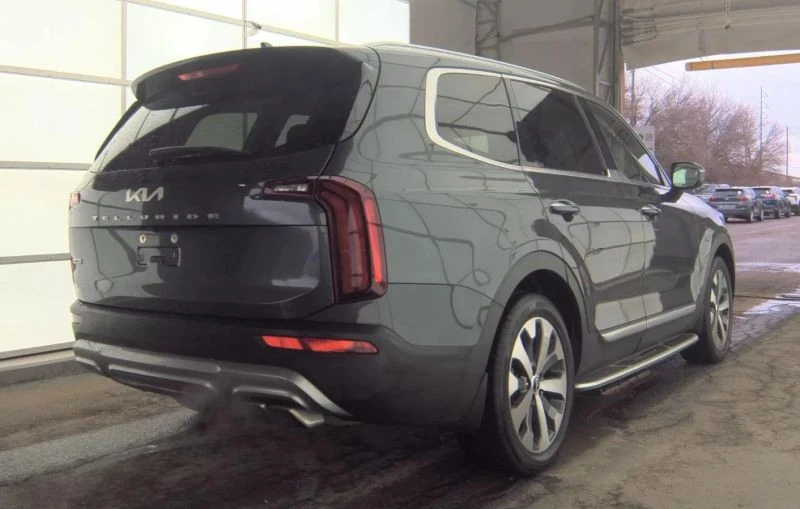 2022 Kia Telluride - Image 2 of 9