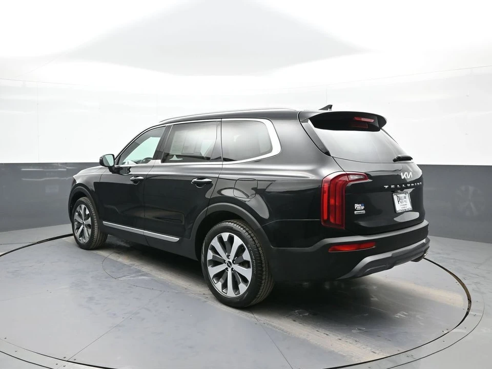 2022 Kia Telluride - Image 8 of 21