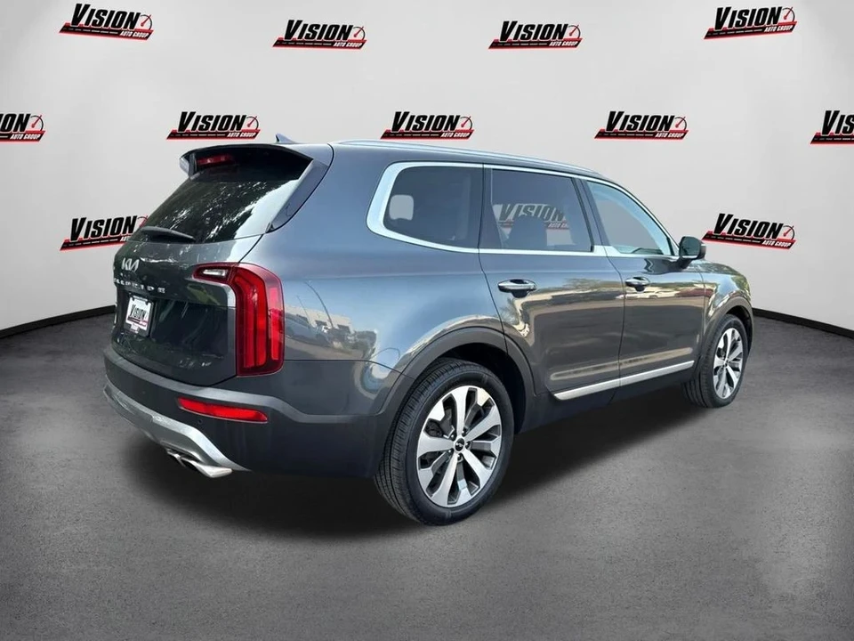 2022 Kia Telluride - Image 5 of 12