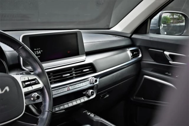 2022 Kia Telluride - Image 11 of 21