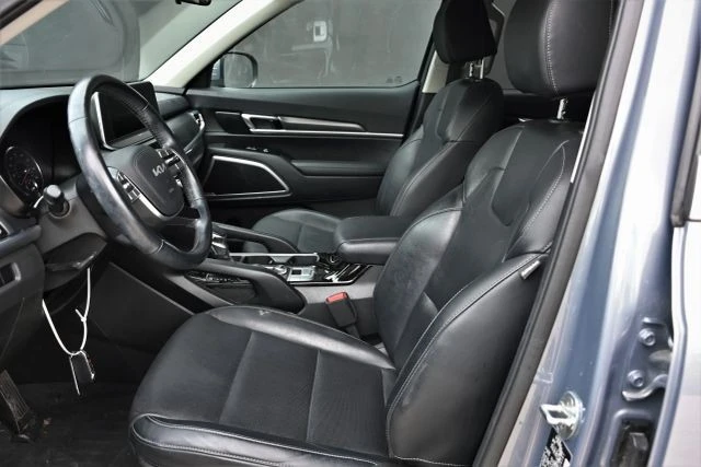 2022 Kia Telluride - Image 17 of 21