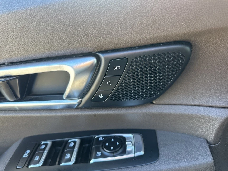 2022 Kia Telluride - Image 11 of 12