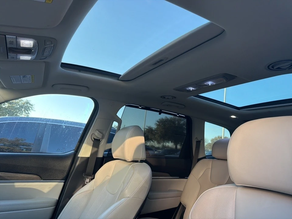 2022 Kia Telluride - Image 6 of 7
