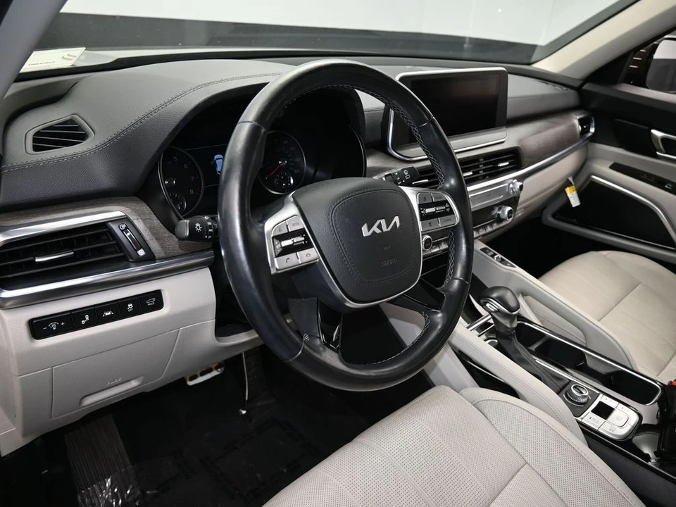 2022 Kia Telluride - Image 10 of 12