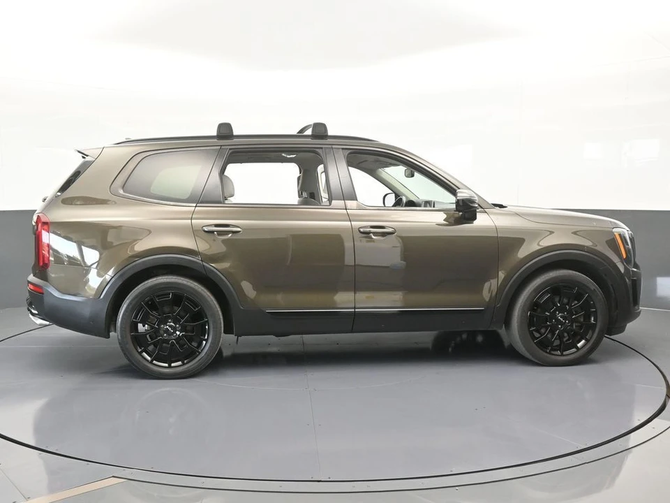 2022 Kia Telluride - Image 7 of 12
