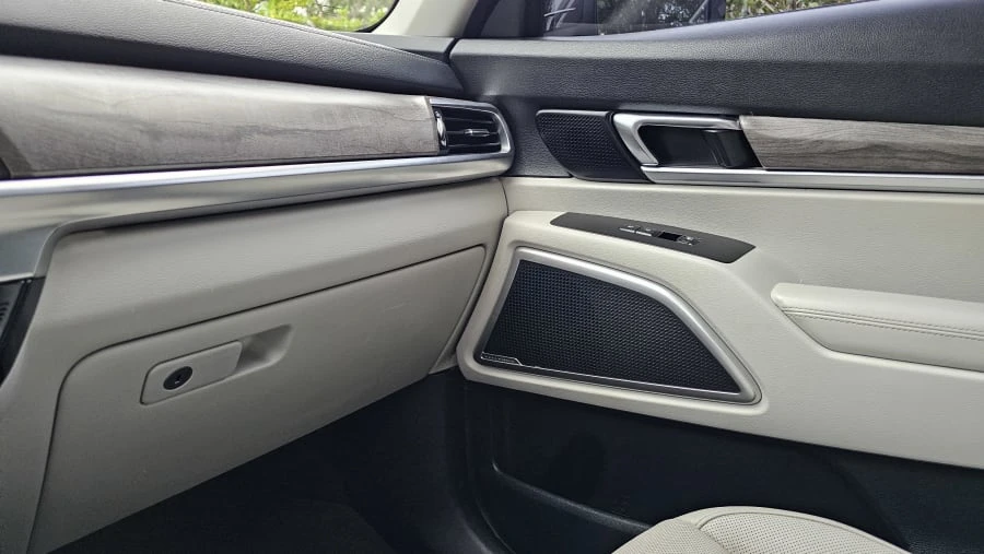 2022 Kia Telluride - Image 23 of 31