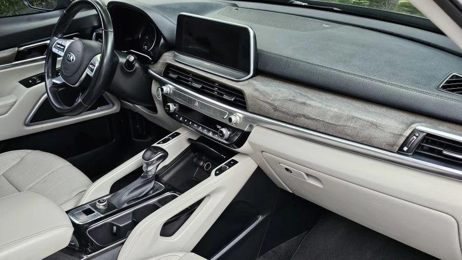 2022 Kia Telluride - Image 16 of 31