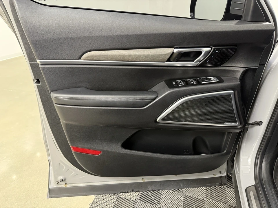 2022 Kia Telluride - Image 10 of 12