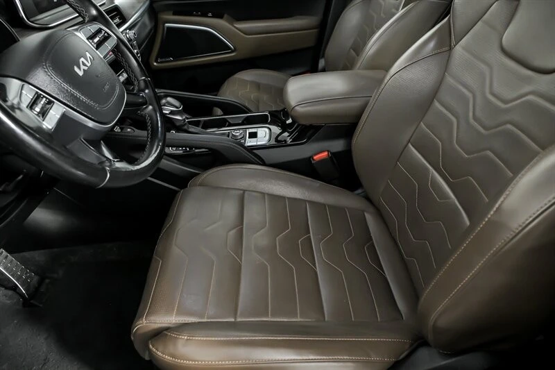2022 Kia Telluride - Image 19 of 21