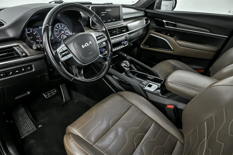 2022 Kia Telluride - Image 18 of 21