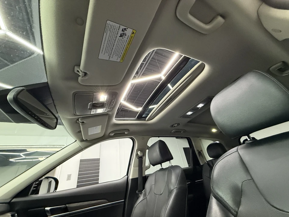 2022 Kia Telluride - Image 16 of 21