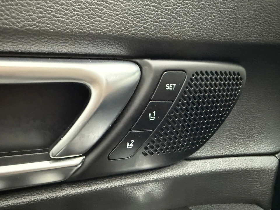 2022 Kia Telluride - Image 13 of 21