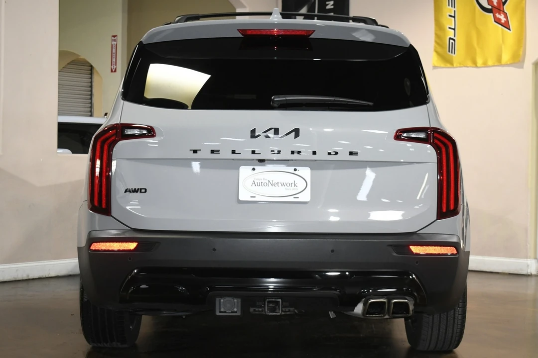 2022 Kia Telluride - Image 2 of 12