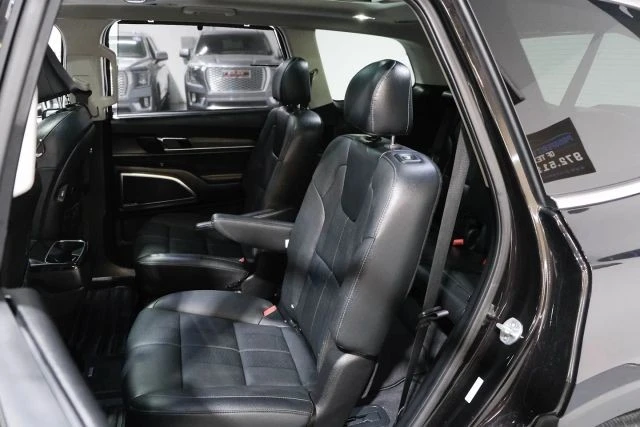 2022 Kia Telluride - Image 10 of 21