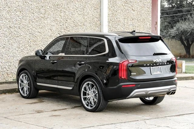 2022 Kia Telluride - Image 11 of 21