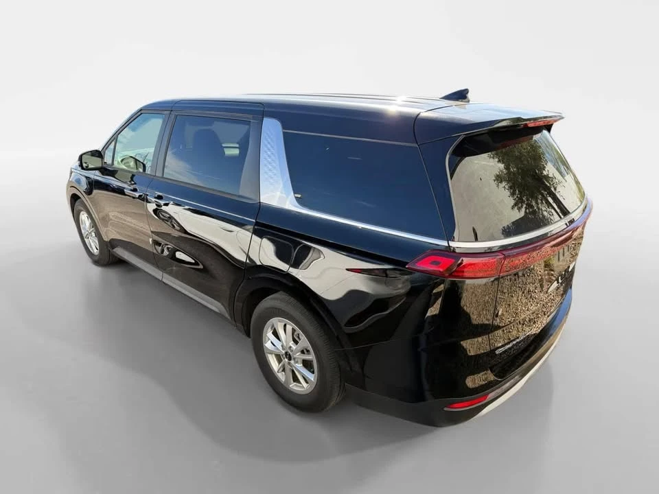 2022 Kia Carnival - Image 2 of 3