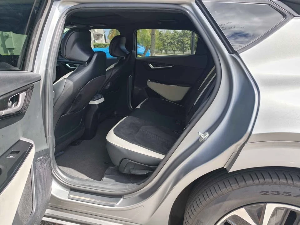 2022 Kia EV6 - Image 11 of 13