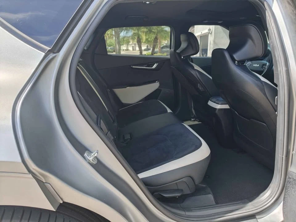 2022 Kia EV6 - Image 9 of 13