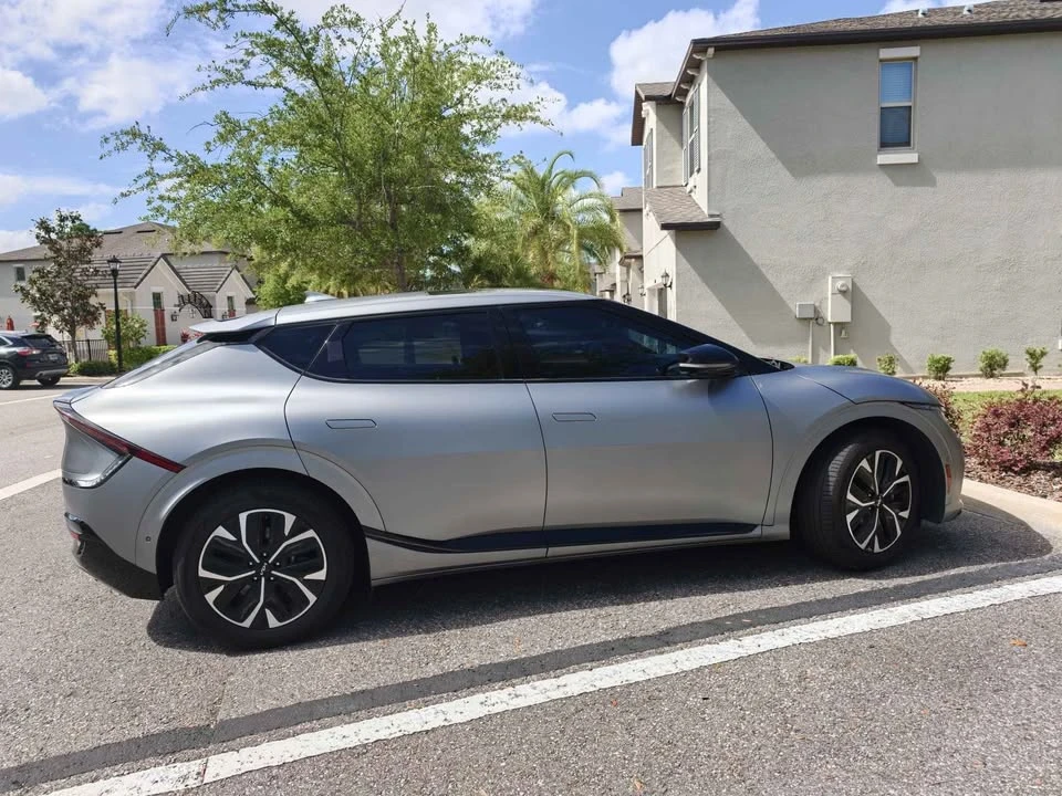2022 Kia EV6 - Image 3 of 13
