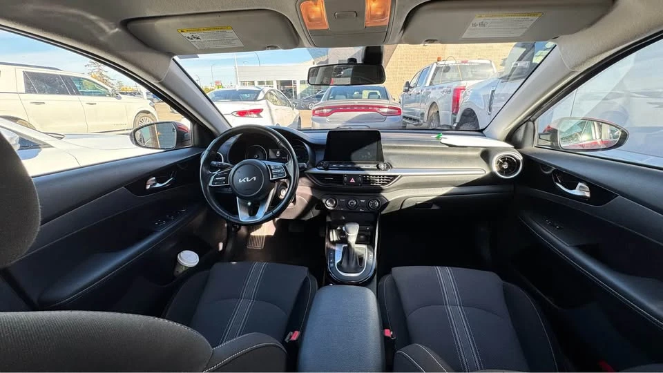 2022 Kia Forte - Image 18 of 18